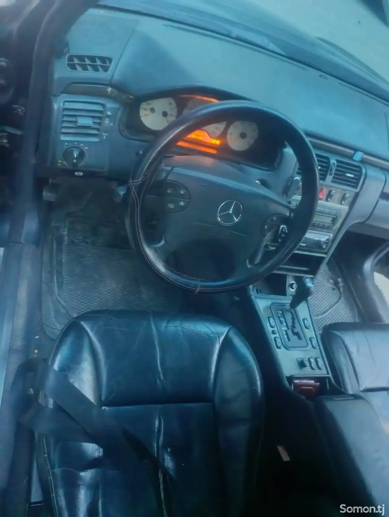 Mercedes-Benz E class 1999 · 2.8 AT