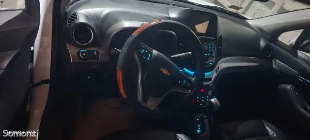 Chevrolet Orlando 2015 · 2.0 AT