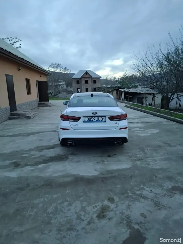 Kia Optima 2019 · 2.4 AT