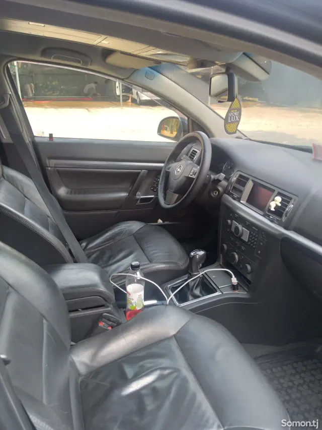 Opel Signum 2008 · 2.2 MT