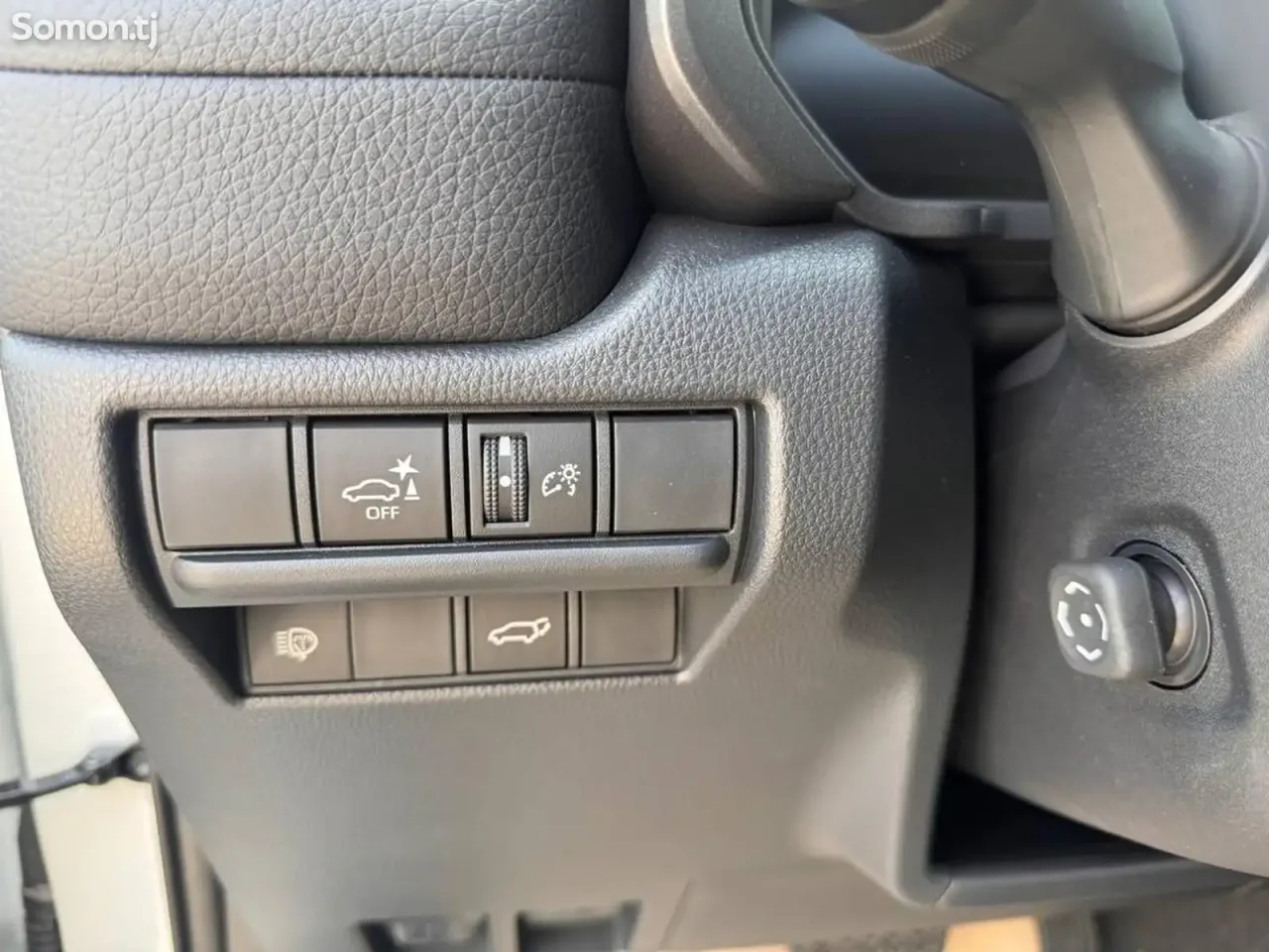 Toyota Land Cruiser Prado 2025 · 2.4 AT