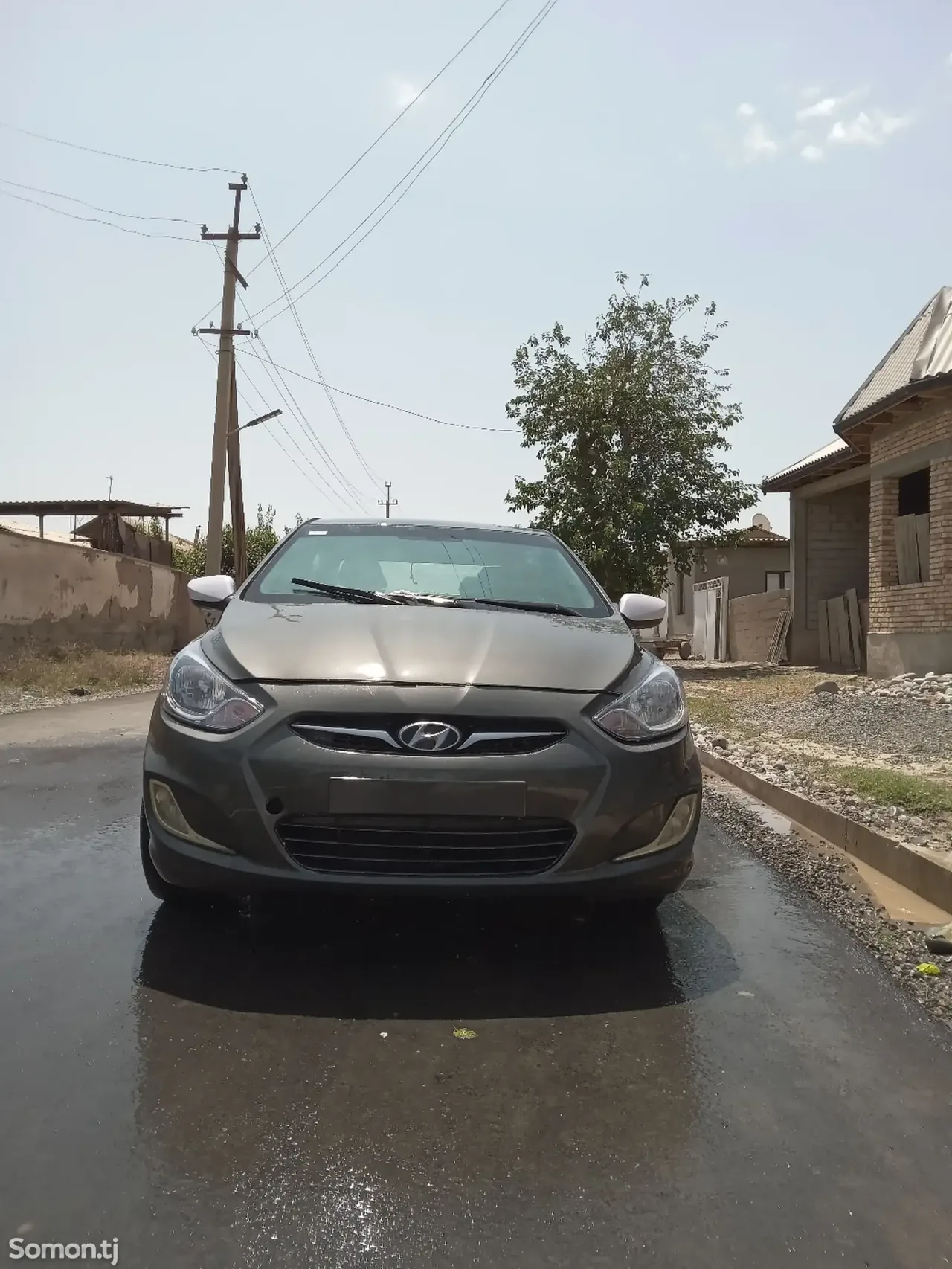 Hyundai Solaris 2014 · MT