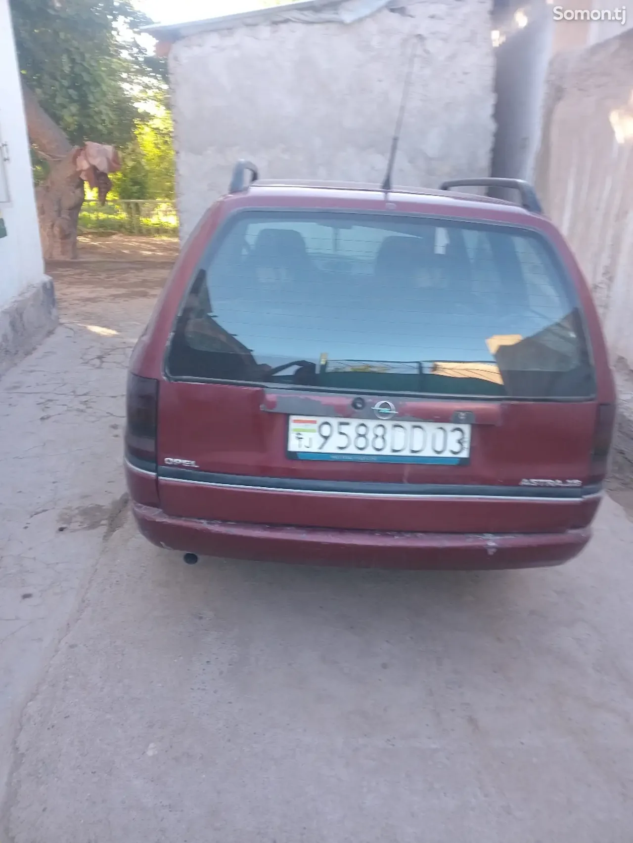 Opel Astra F 1997 · 1.6 MT