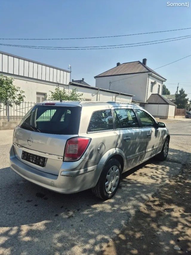 Opel Astra H 2007 · 1.8 MT