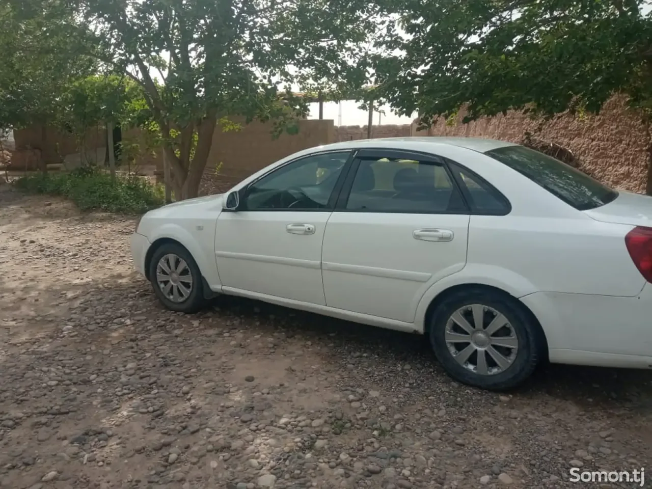 Chevrolet Lacetti 2008 · 1.6 MT