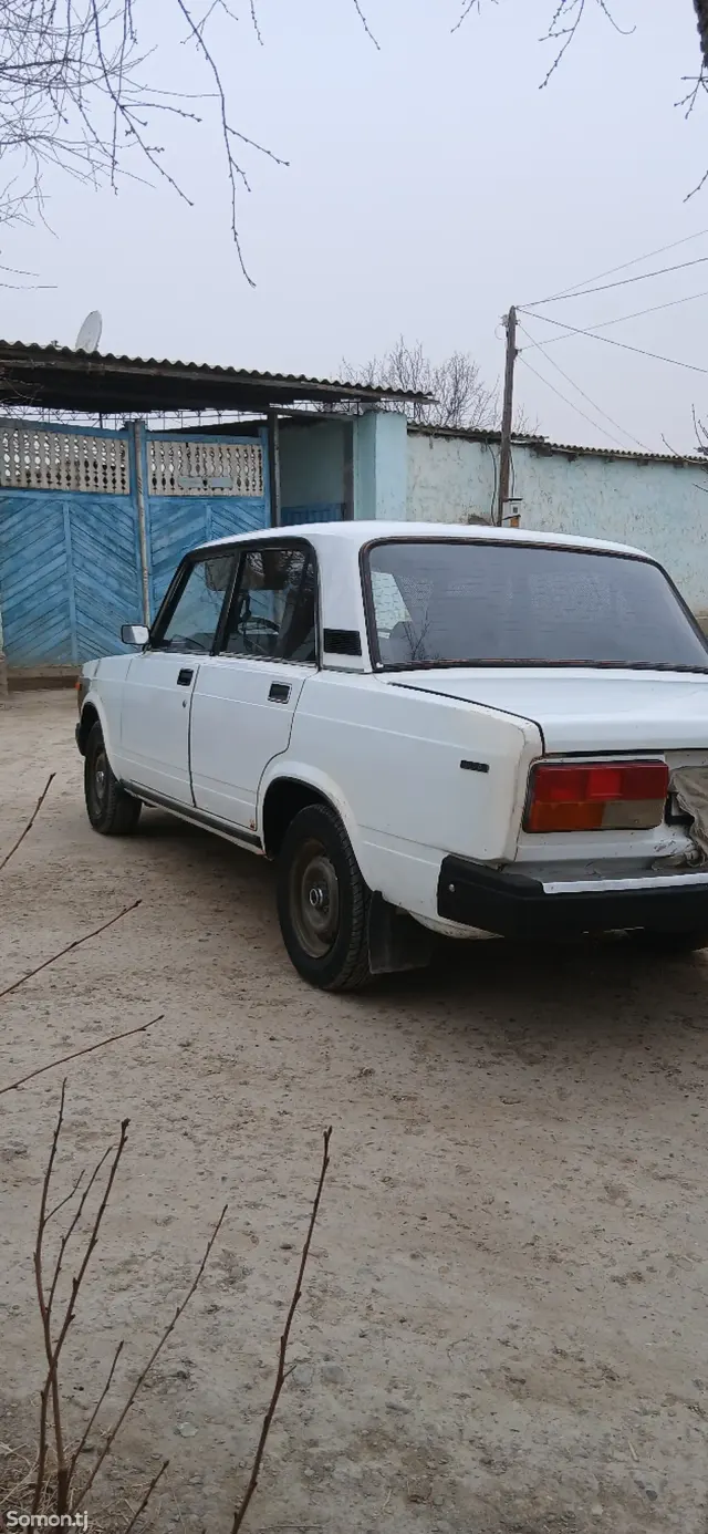Lada (ВАЗ) 2107 2002 · 1.5 MT