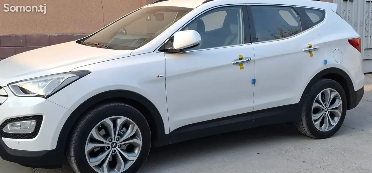 Hyundai Santa Fe 2015 · 2.4 AT