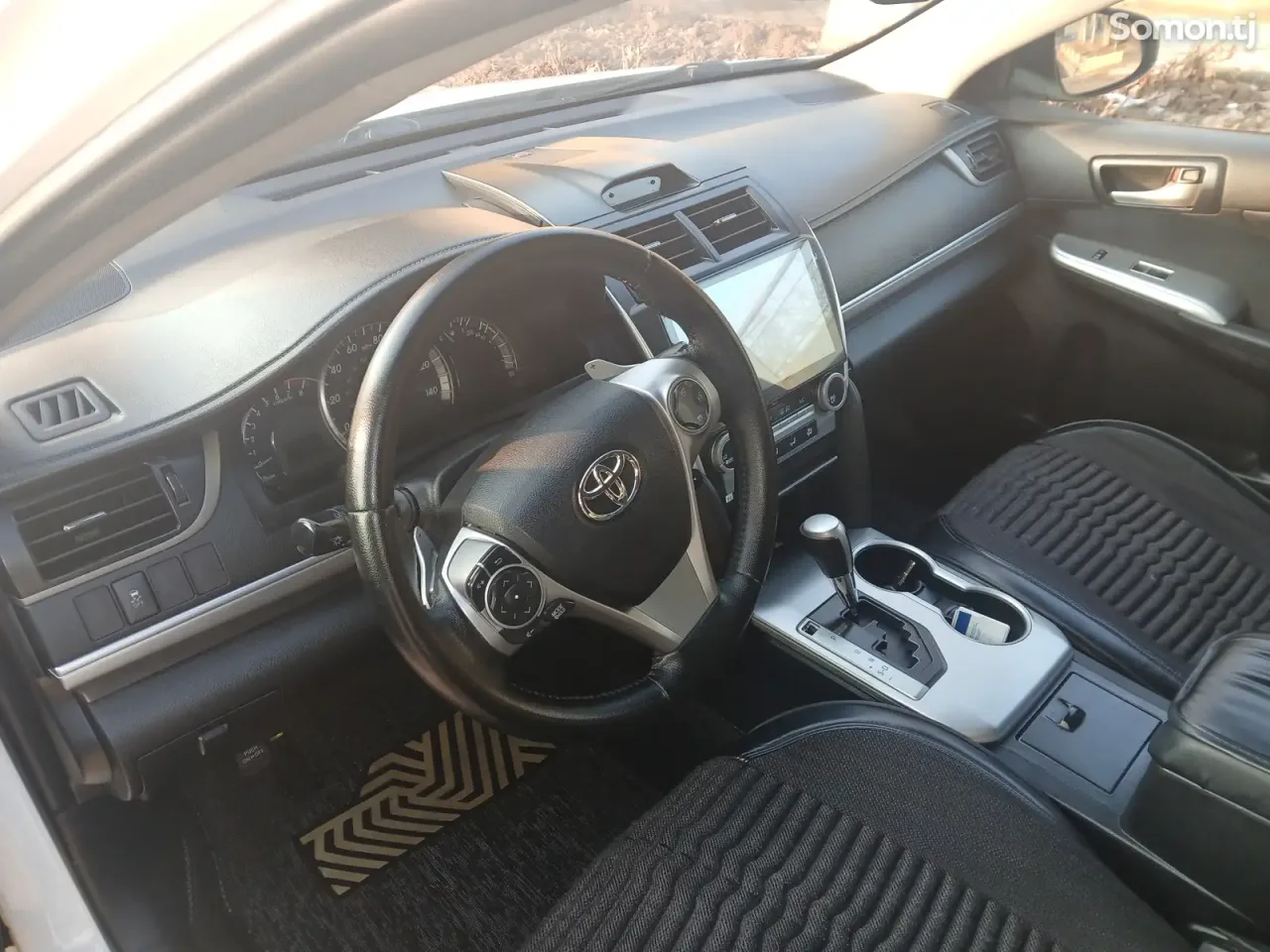 Toyota Camry 2014 · 2.5 AT
