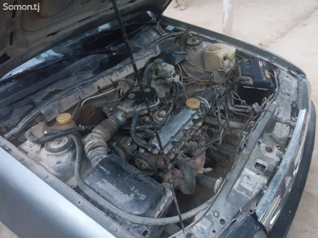 Opel Vectra A 1992 · 1.8 MT