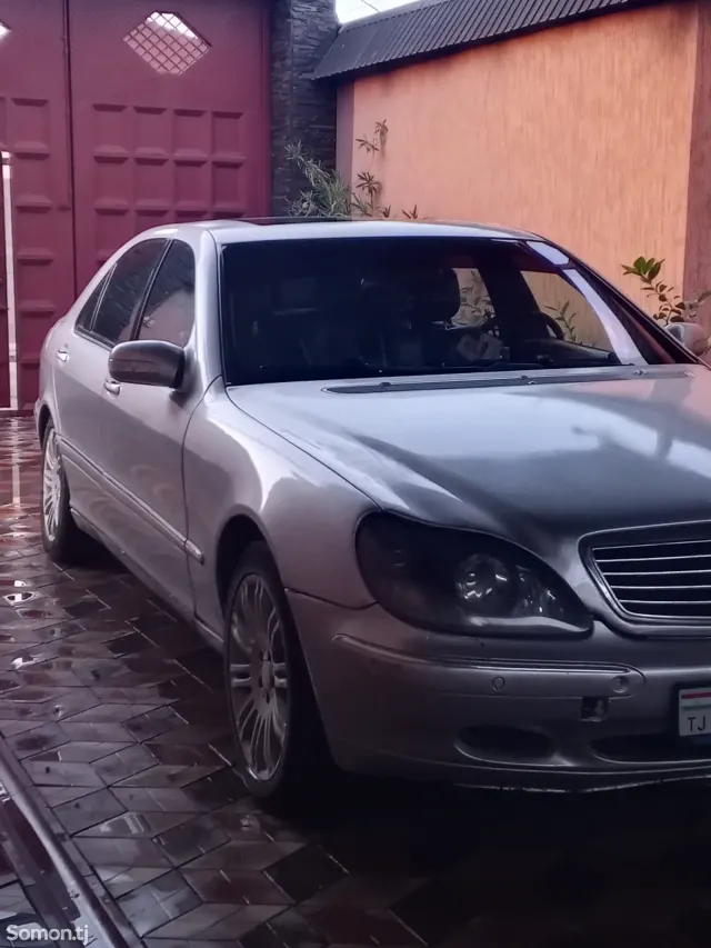 Mercedes-Benz S class 2002 · 3.2 AT