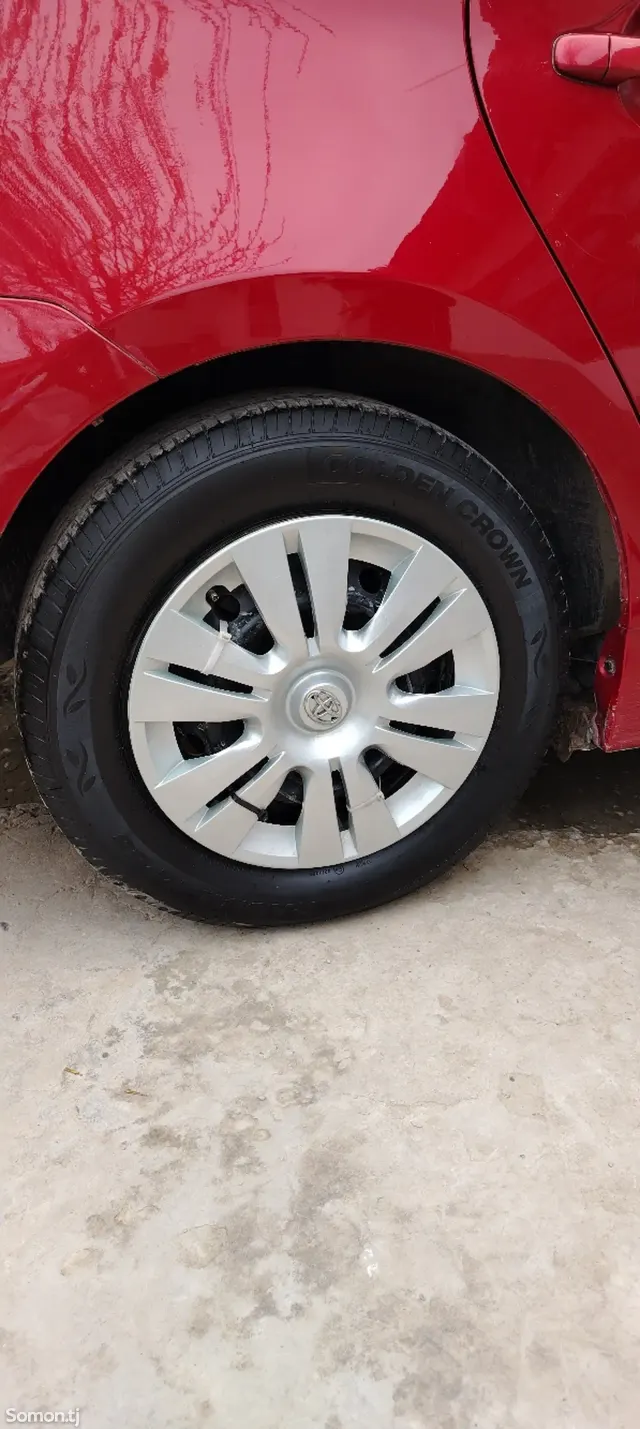 Toyota Prius 2010 · 1.8 AT