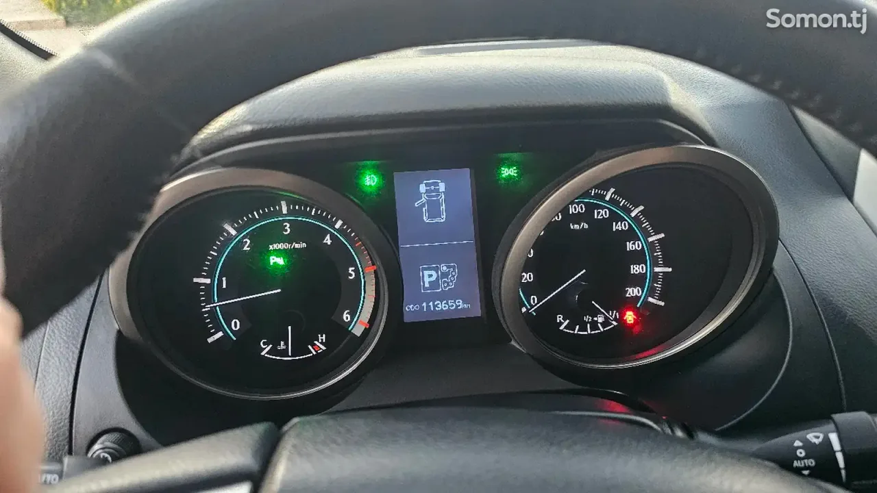 Toyota Land Cruiser Prado 2011 · 3.0 AT
