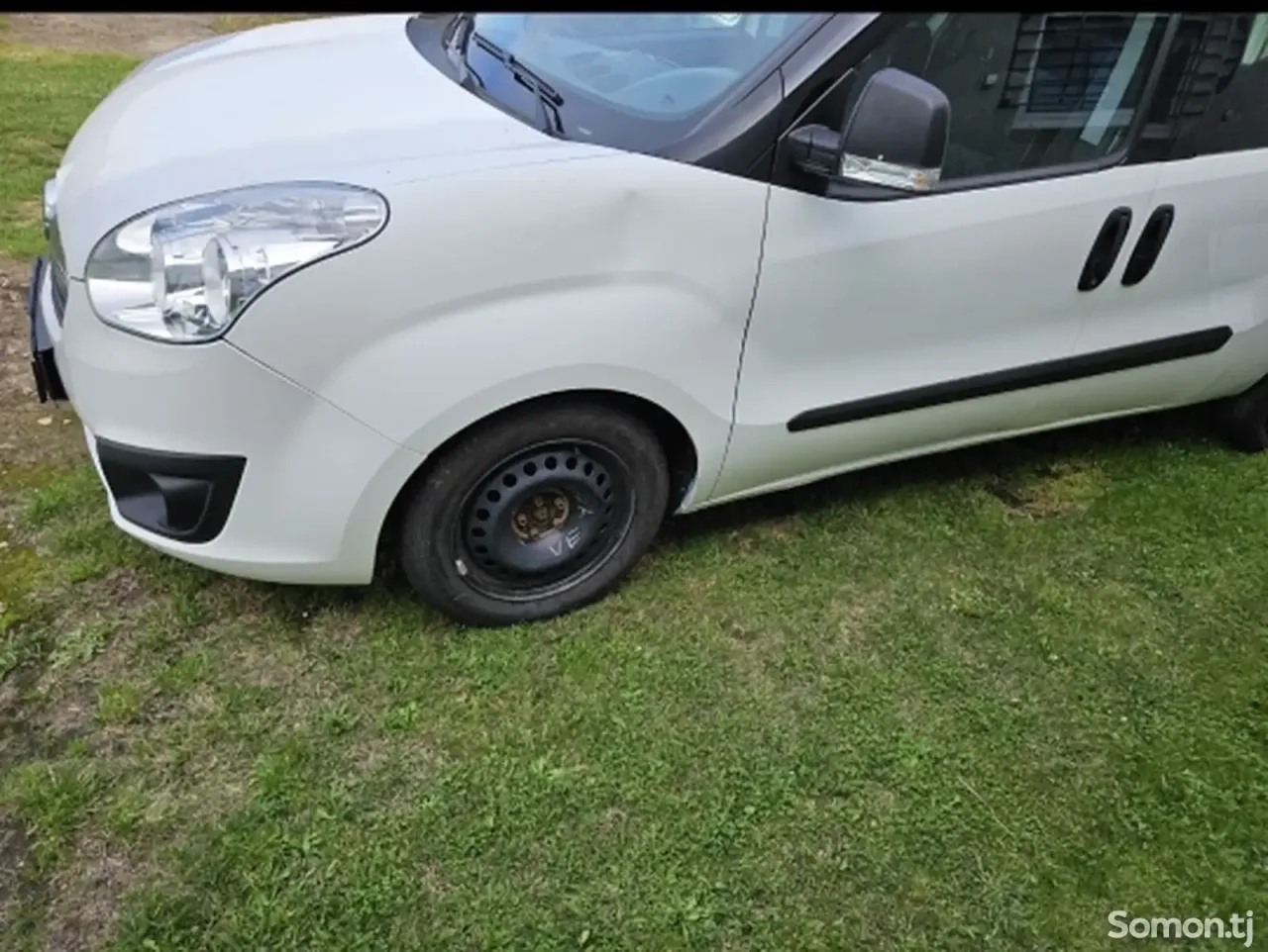 Opel Combo 2014 · 2.0 MT
