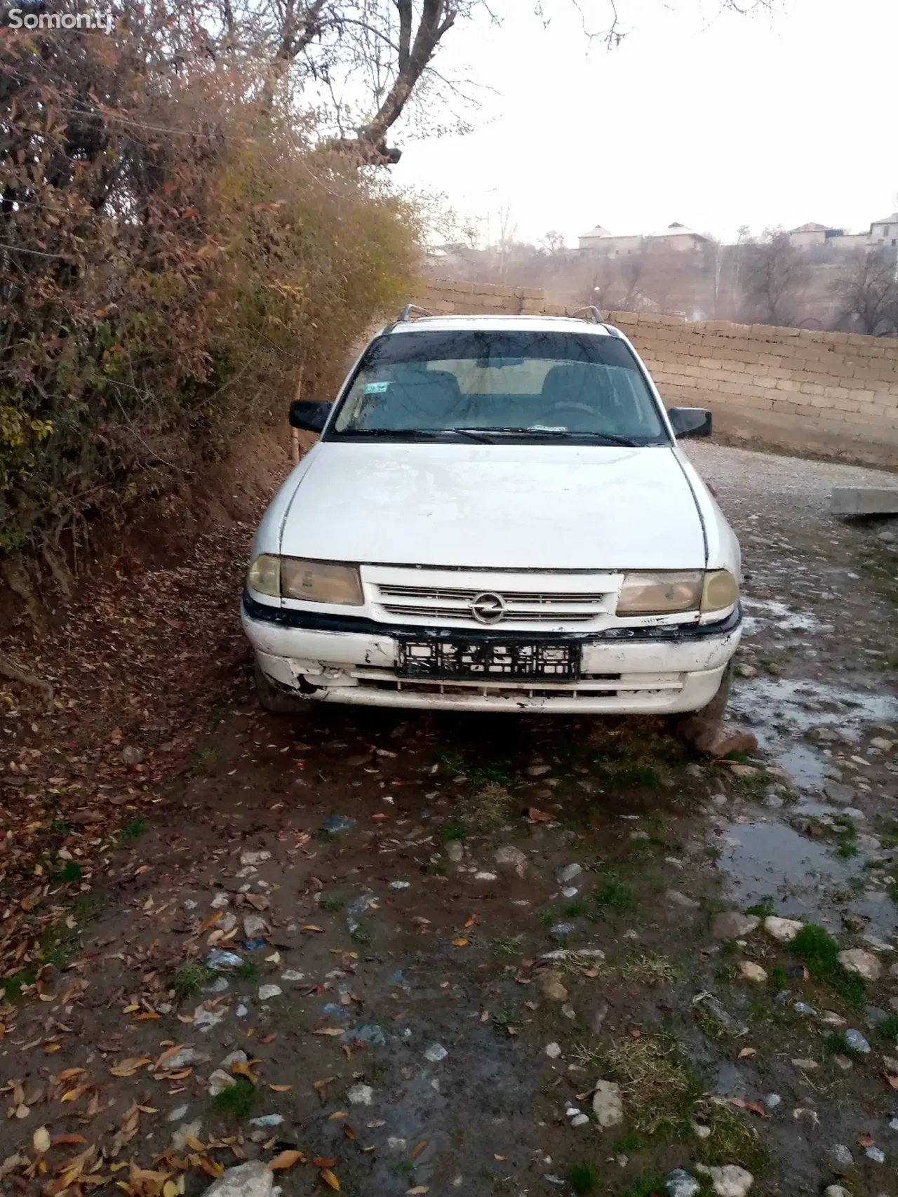 Opel Astra F 1992 · 1.6 MT