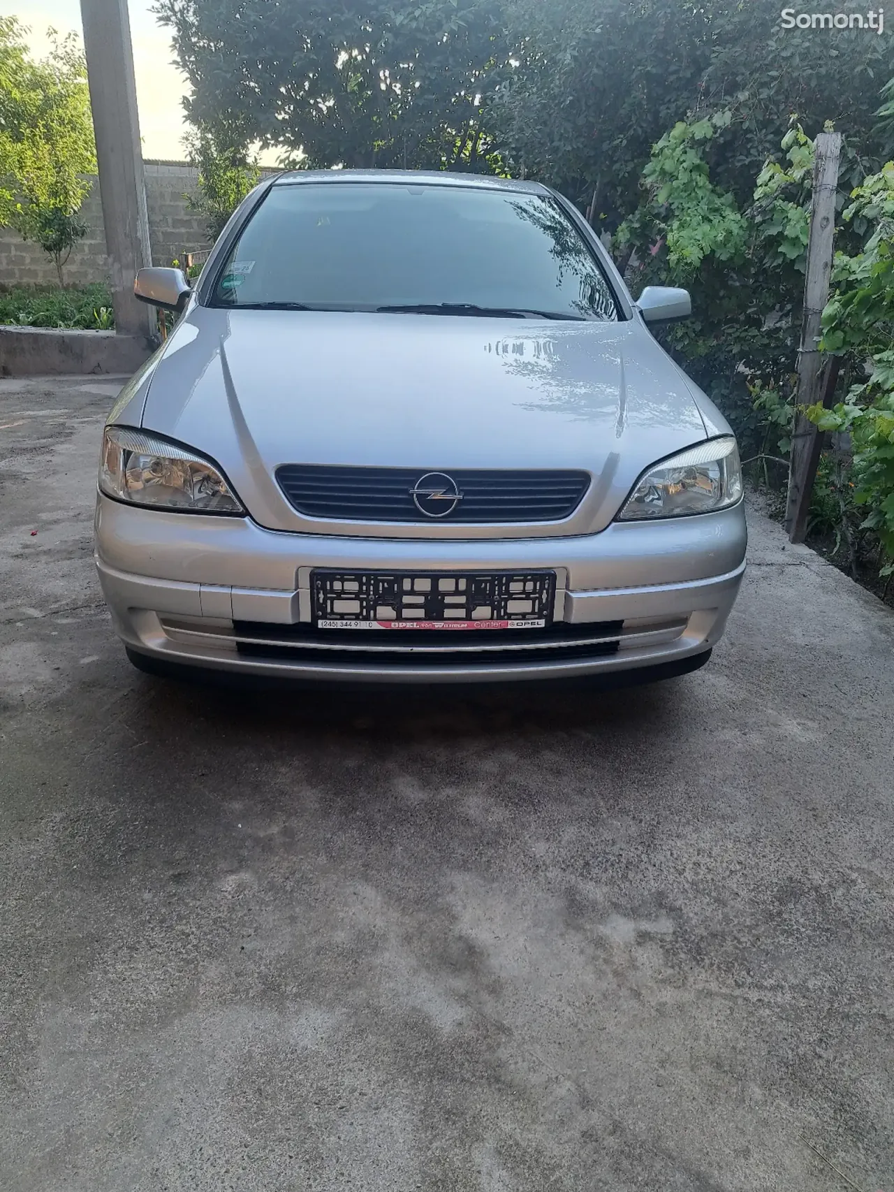 Opel Astra G 2000 · 1.6 MT