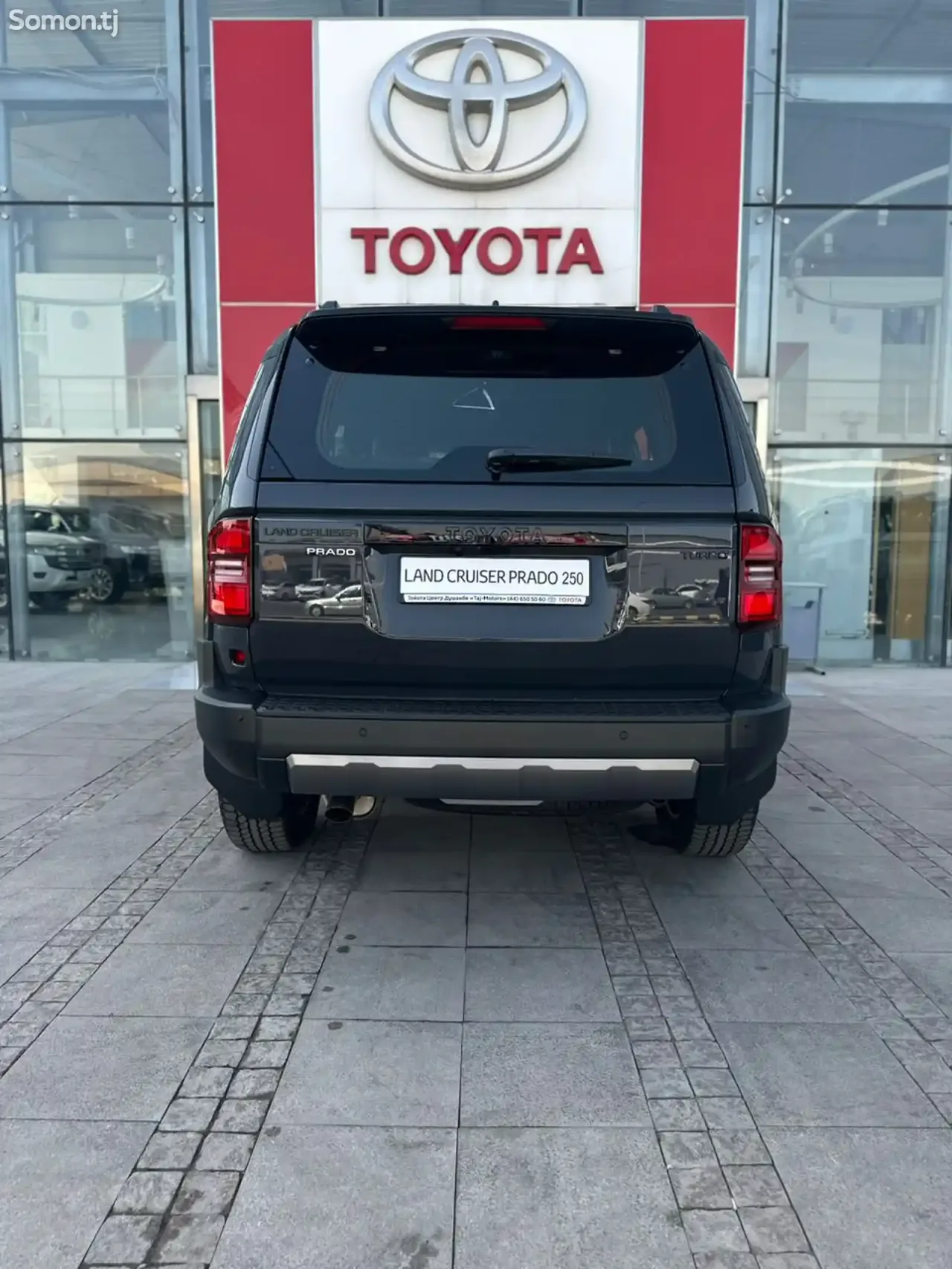 Toyota Land Cruiser Prado 2025 · 2.4 AT