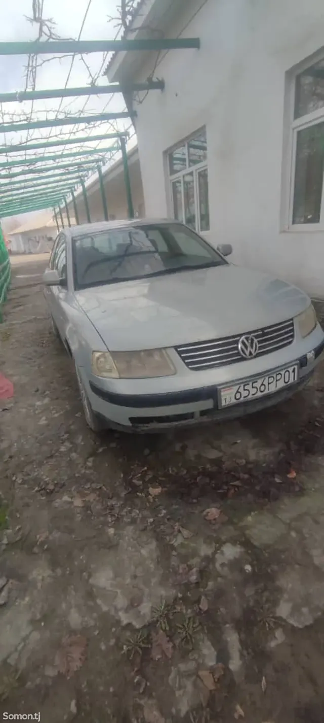 Volkswagen Passat 1997 · 1.8 MT
