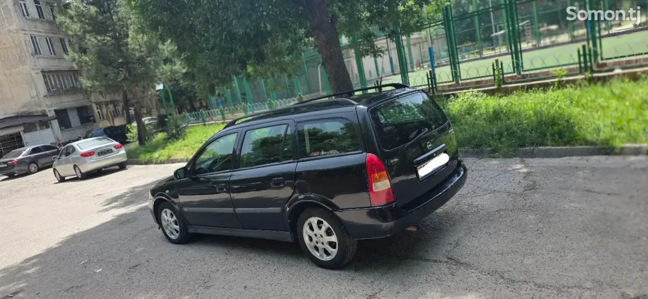 Opel Astra G 2002 · 1.6 MT