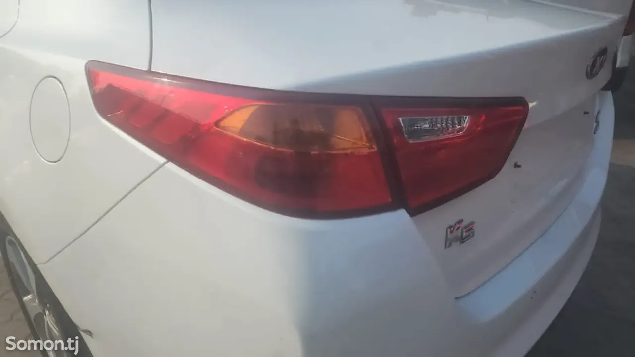 Kia K5 2014 · 2.0 AT