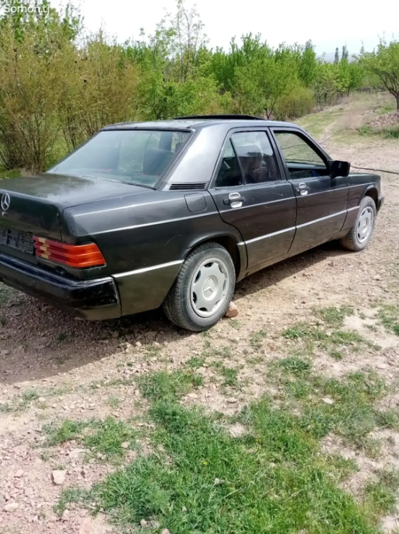 Mercedes-Benz W124 1991 · 2.0 MT