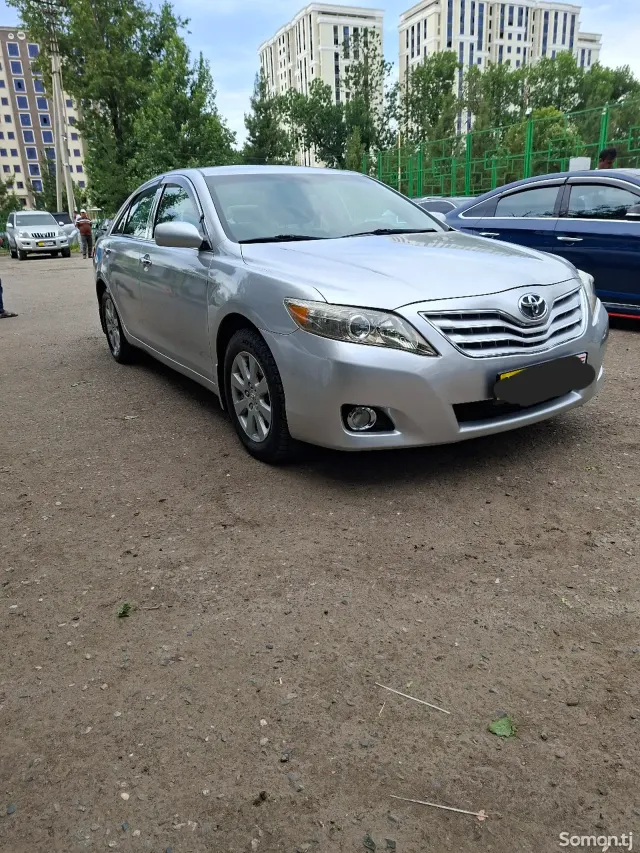 Toyota Camry 2009 · 2.4 AT