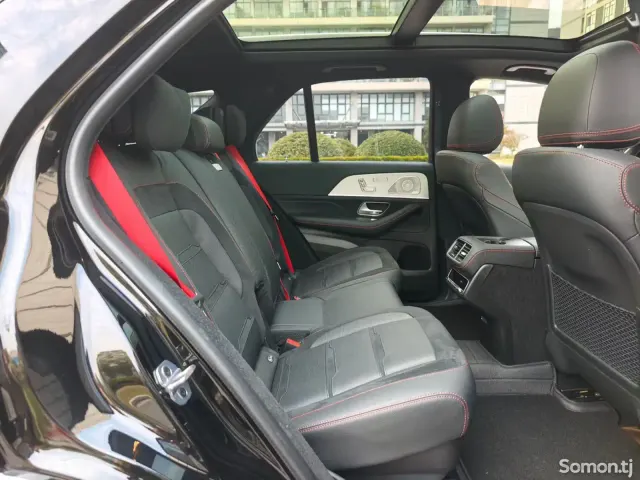 Mercedes-Benz GLE class 2024 · 5.3 AT