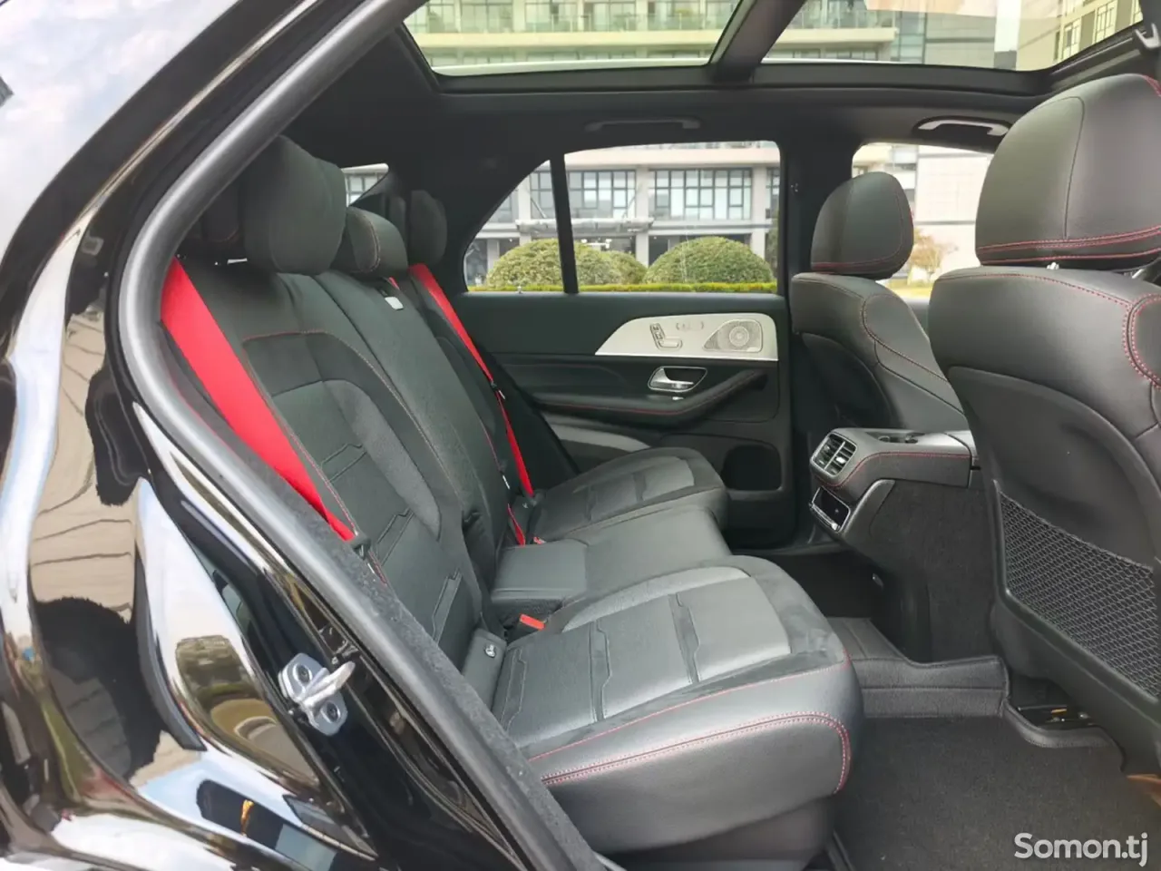 Mercedes-Benz GLE class 2024 · 5.3 AT