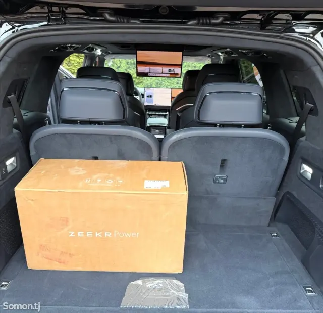 Zeekr X 2025 · 2.0 AT