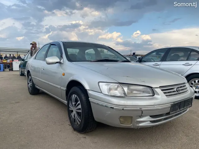 Toyota Camry Gracia 1997 · 2.0 AT
