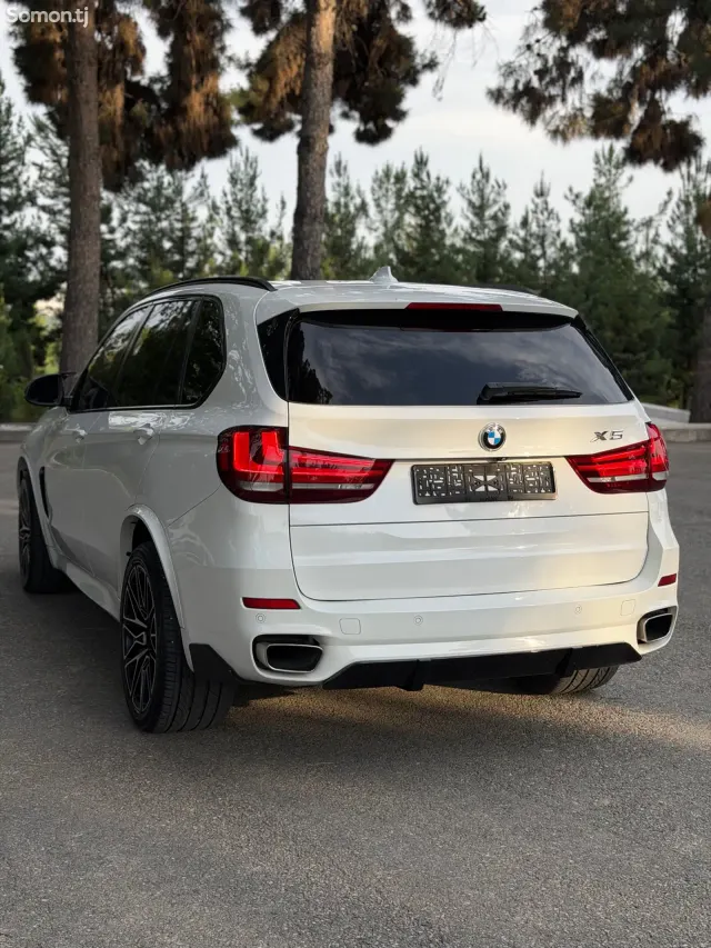 BMW X5 2016 · 3.0 AT