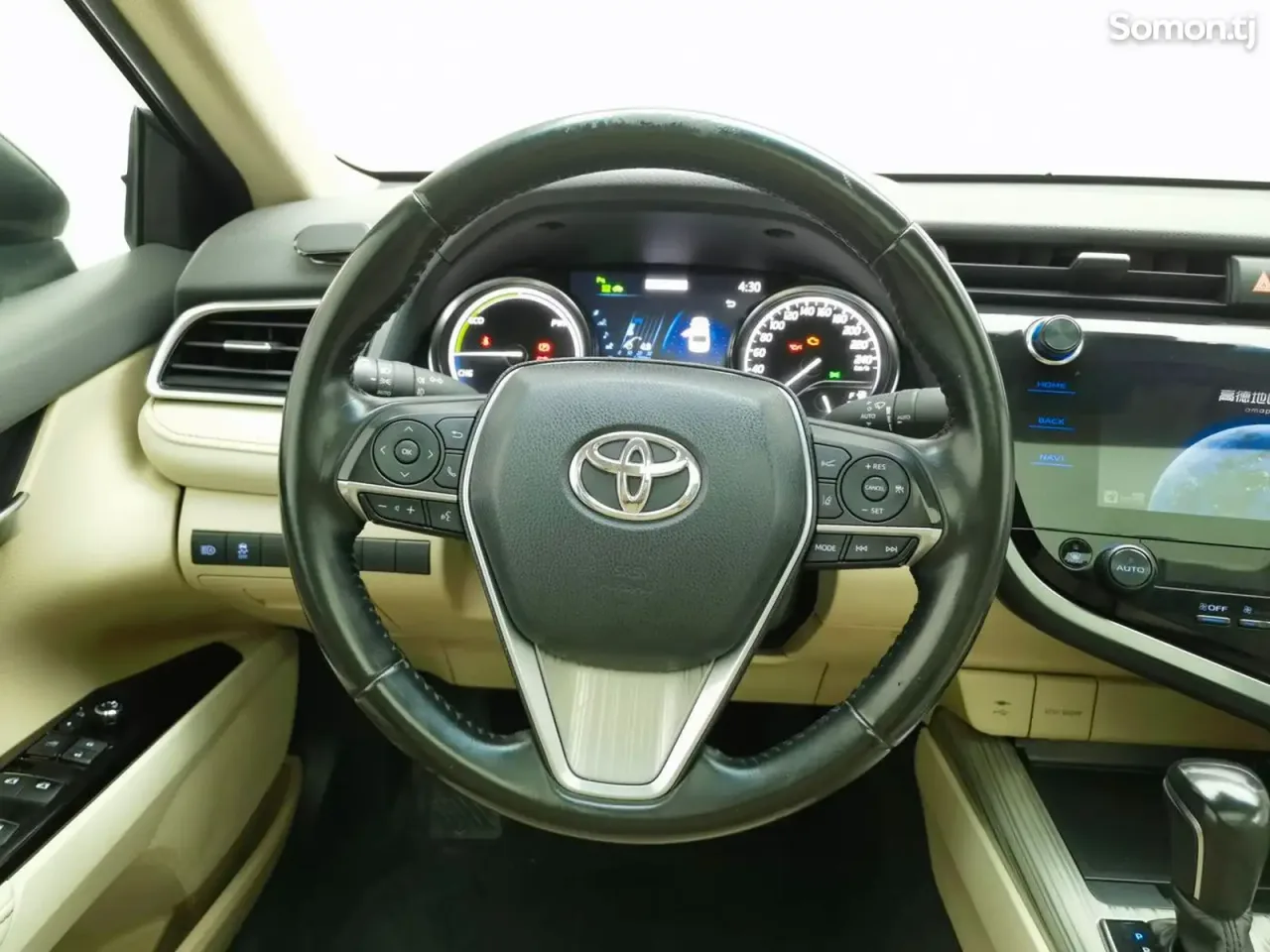 Toyota Camry 2019 · 2.5 AT