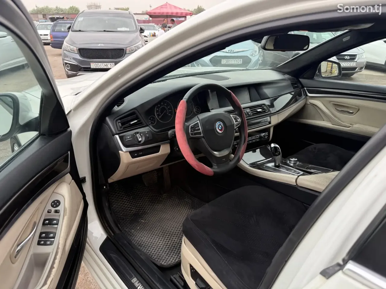 BMW M5 2010 · 3.0 AT