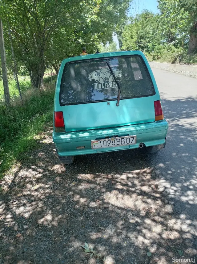 Daewoo Tico 1995 · 1.1 MT