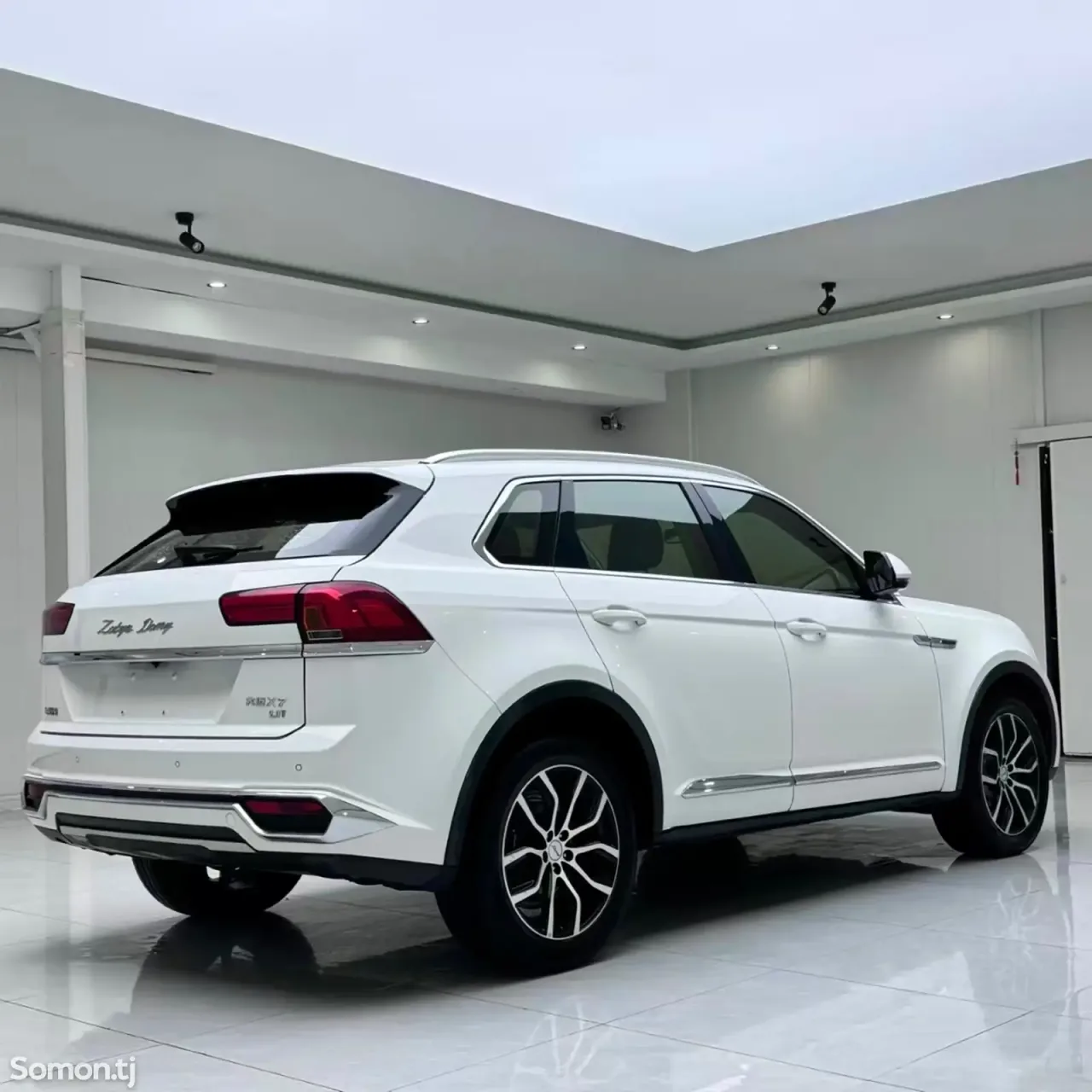 Zotye Domy X7 2018 · 2.0 AT