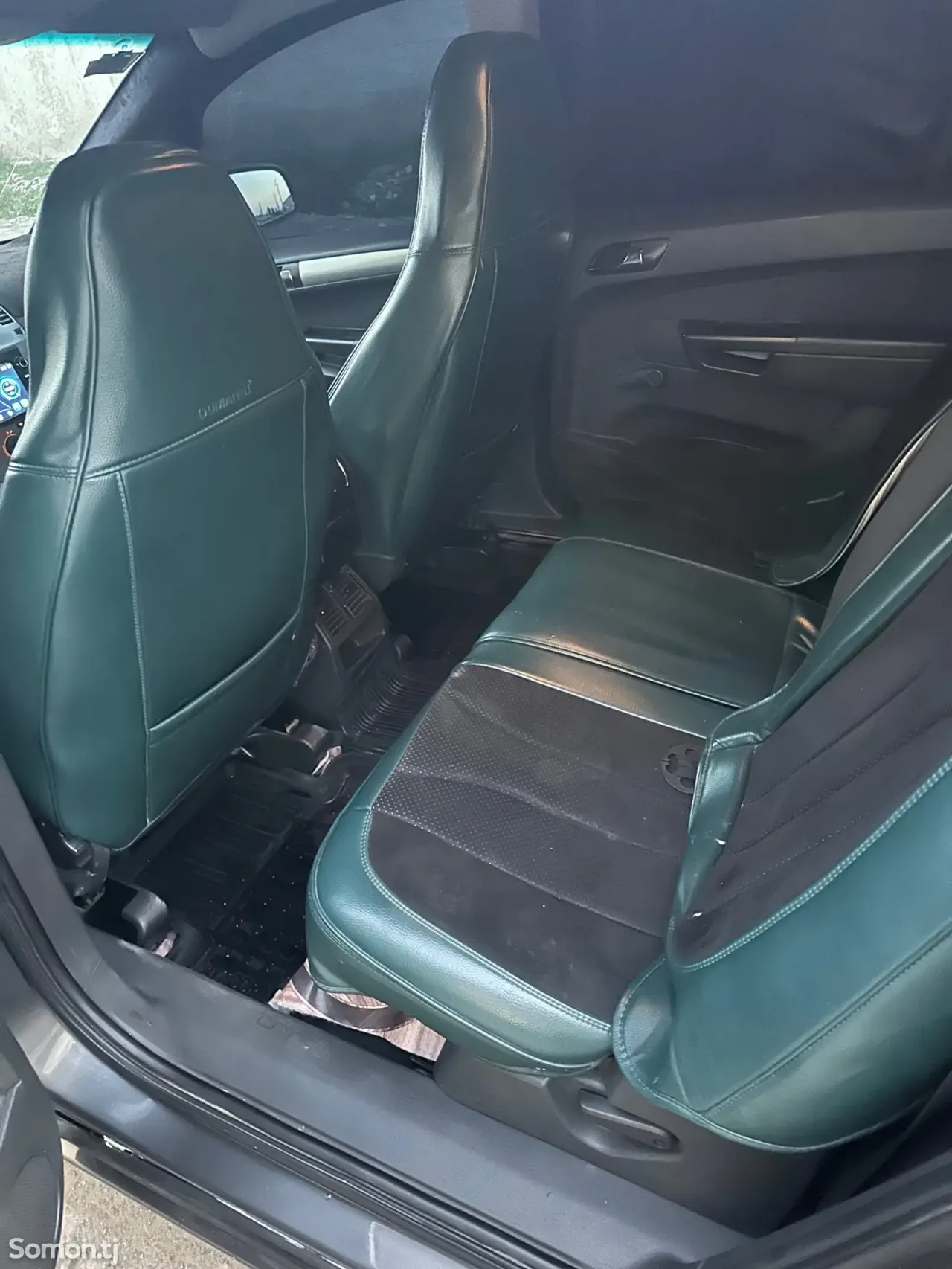 Opel Zafira 2010 · 1.8 MT