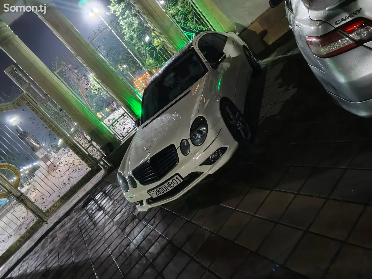 Mercedes-Benz E class 2008 · 3.5 AT