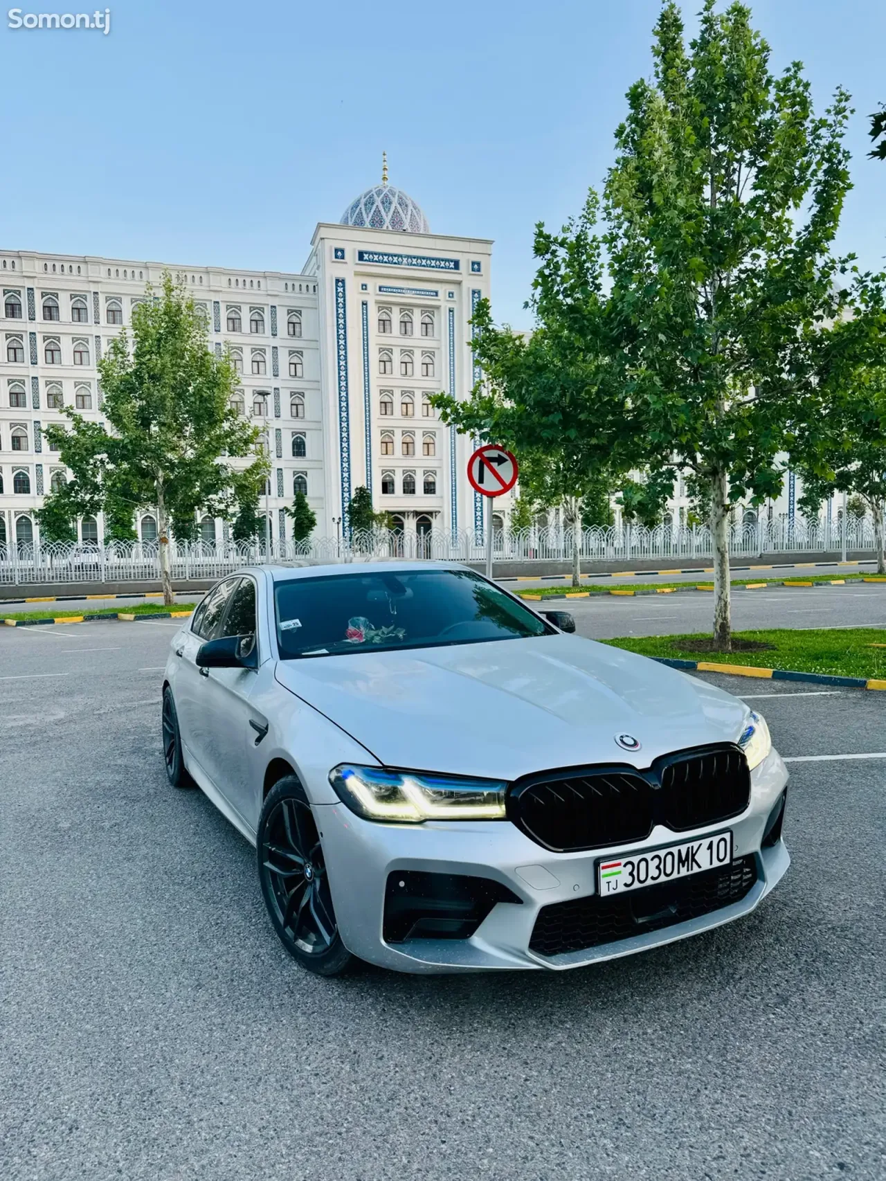 BMW 5 series 2012 · 2.0 AT