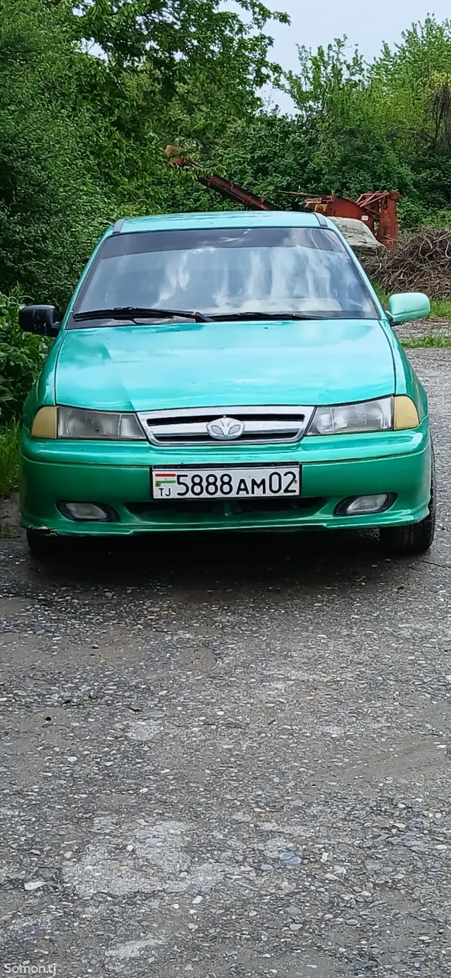 Daewoo Nexia 1998 · 1.6 MT