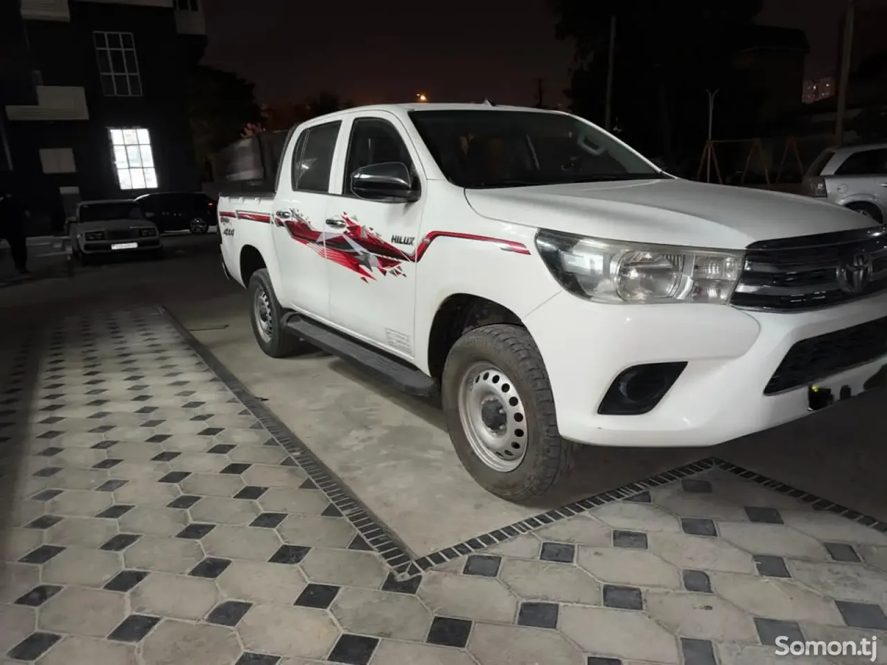 Toyota Hilux 2018 · 2.7 MT