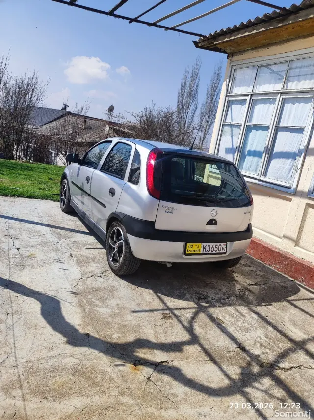 Opel Corsa 2006 · 1.7 MT