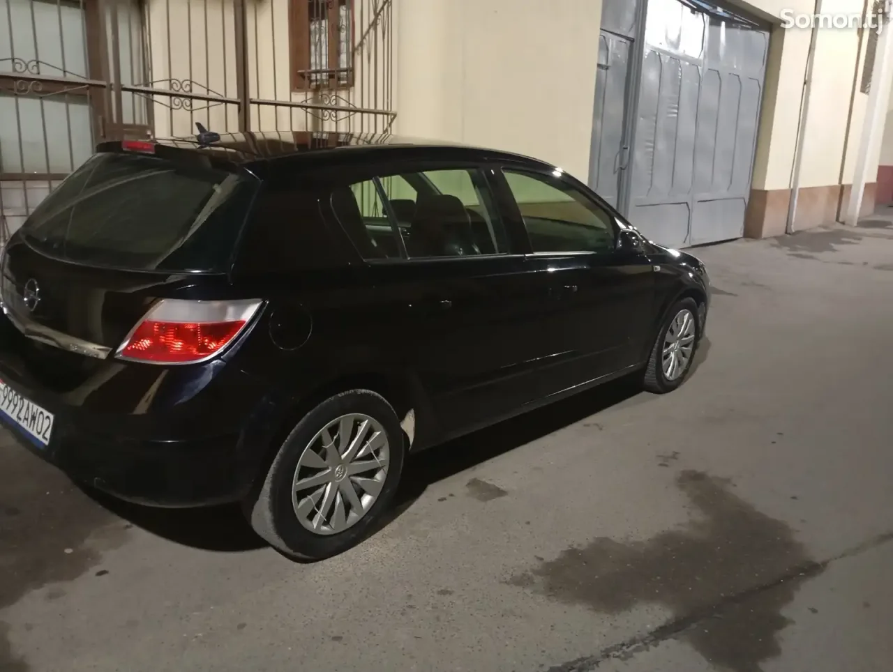 Opel Astra H 2006 · 1.6 MT