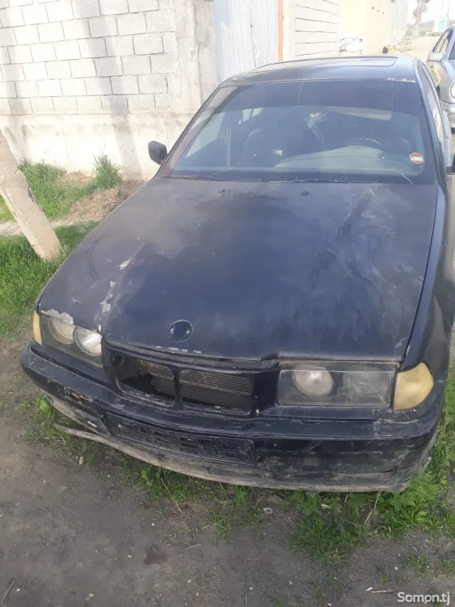 BMW 3 series 1992 · 5.0 MT