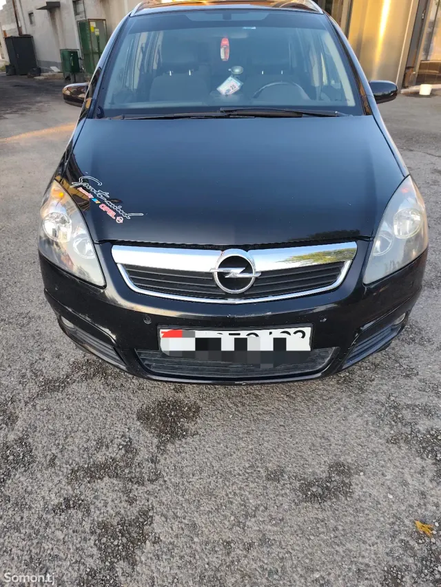 Opel Zafira 2008 · 2.2 AT