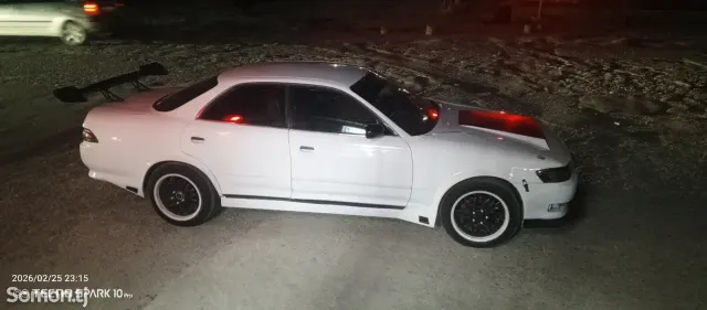 Toyota Mark II 1993 · 2.2 AT