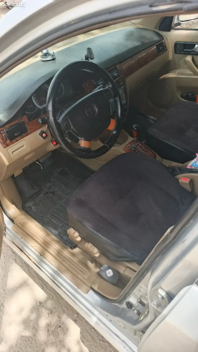 Daewoo Lacetti 2004 · AT