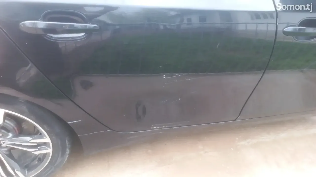 BMW 5 series 2004 · 2.4 MT