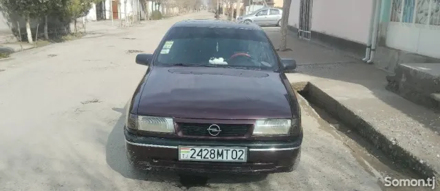 Opel Vectra A 1994 · 1.6 MT