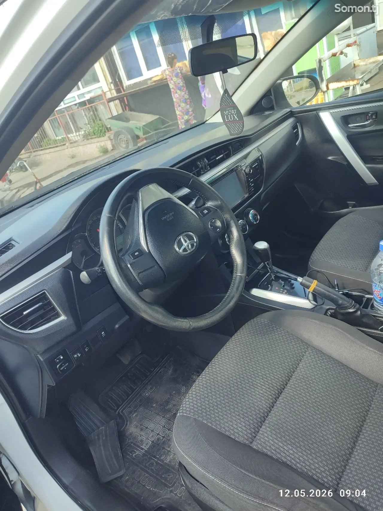 Toyota Corolla 2014 · 1.8 AT