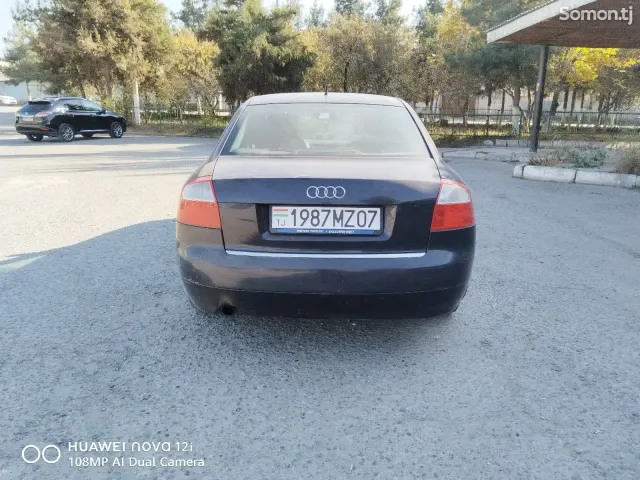 Audi A4 2002 · 2.0 AT
