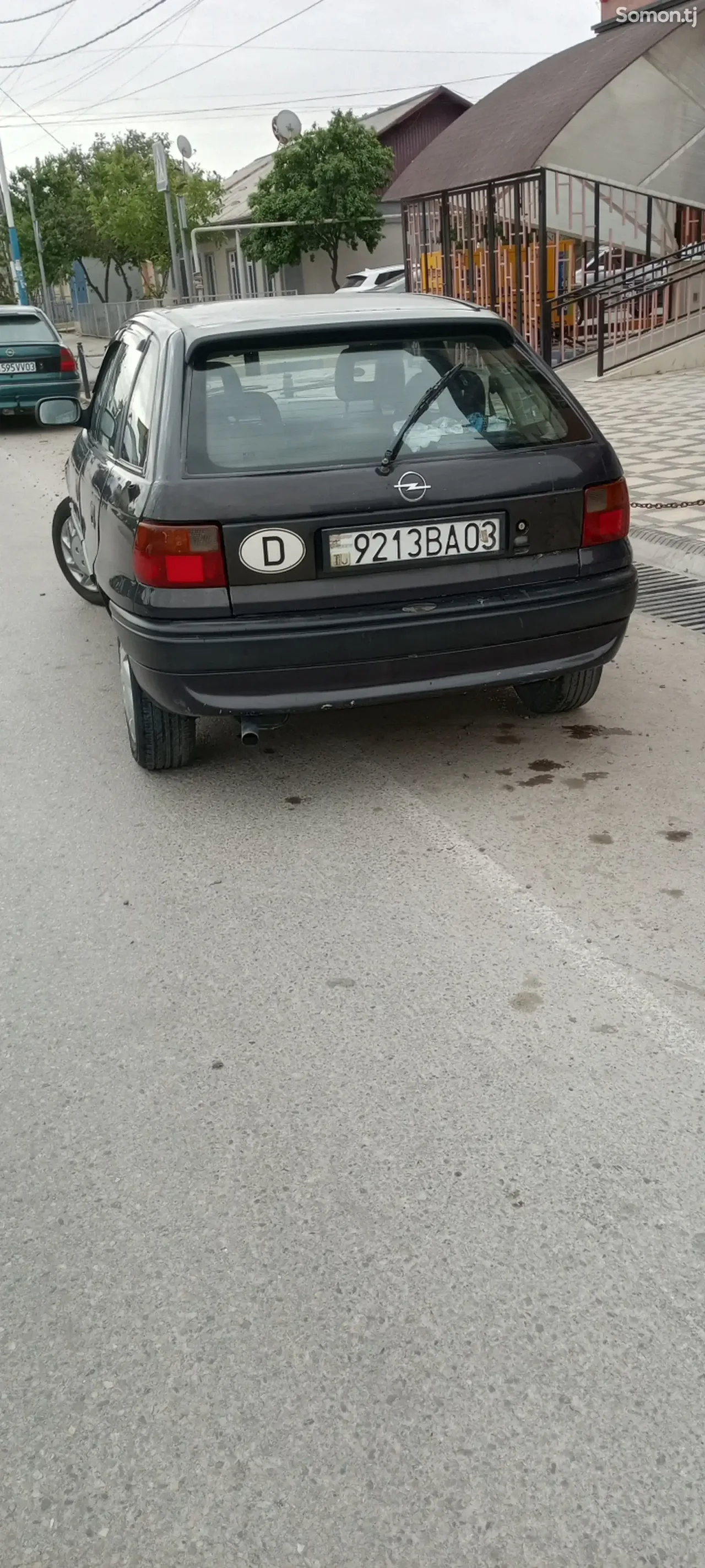 Opel Astra F 1996 · 1.6 MT